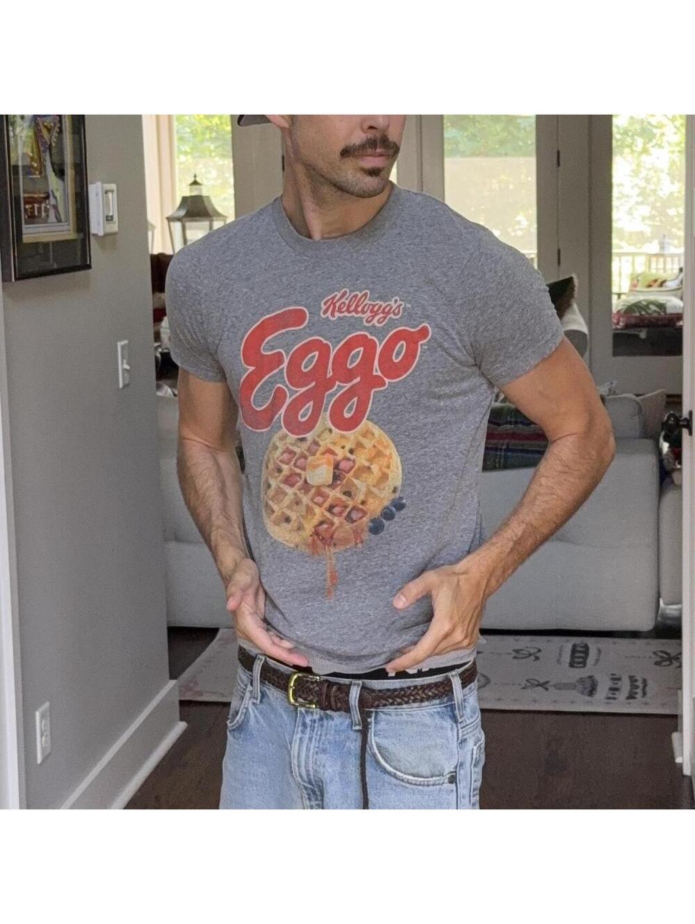 🧇 Kellogg’s Eggo Waffles Graphic Tee Youth 15/16 Adult XS